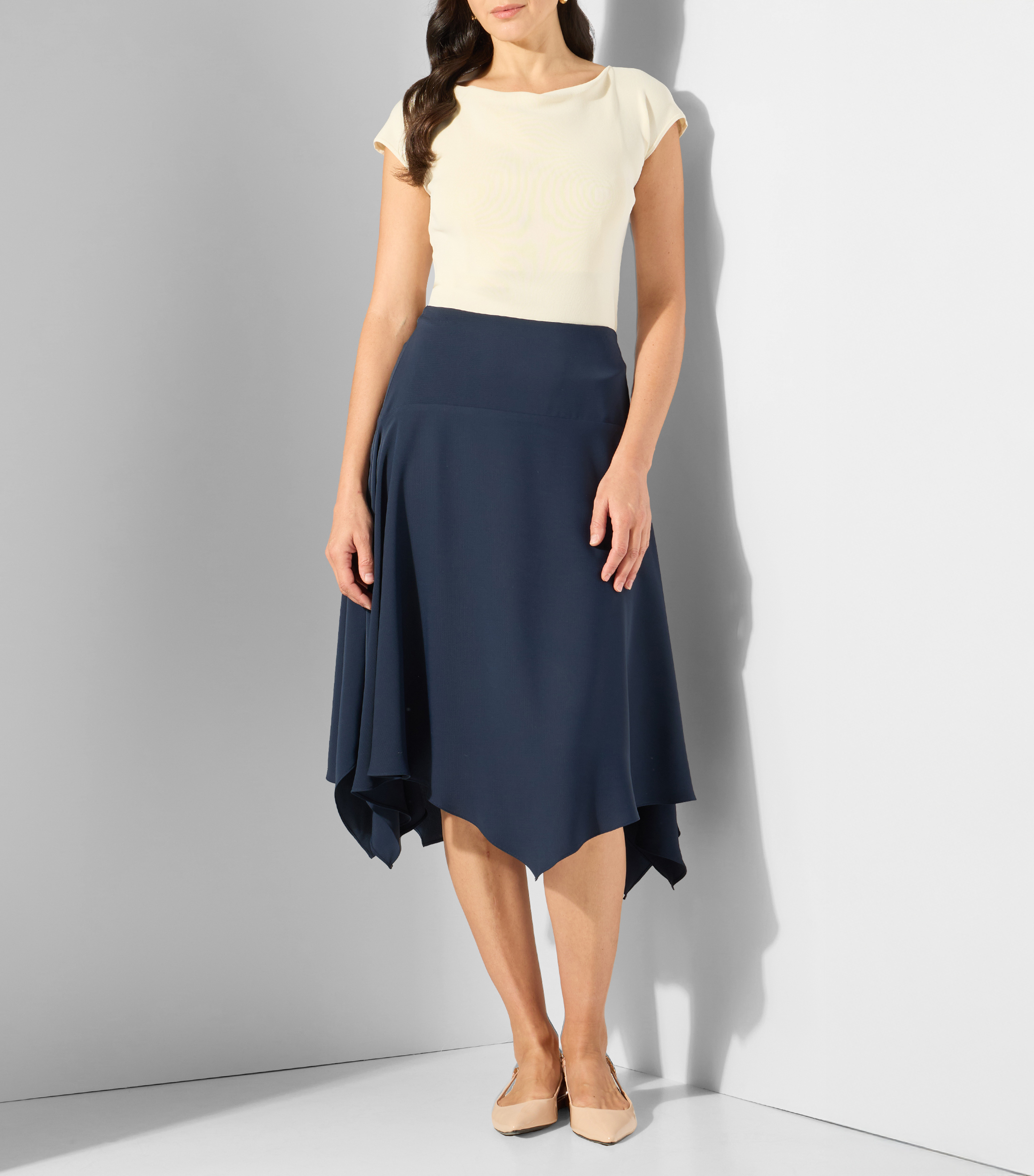 Falda asimétrica midi de corte recto lisa Mujer